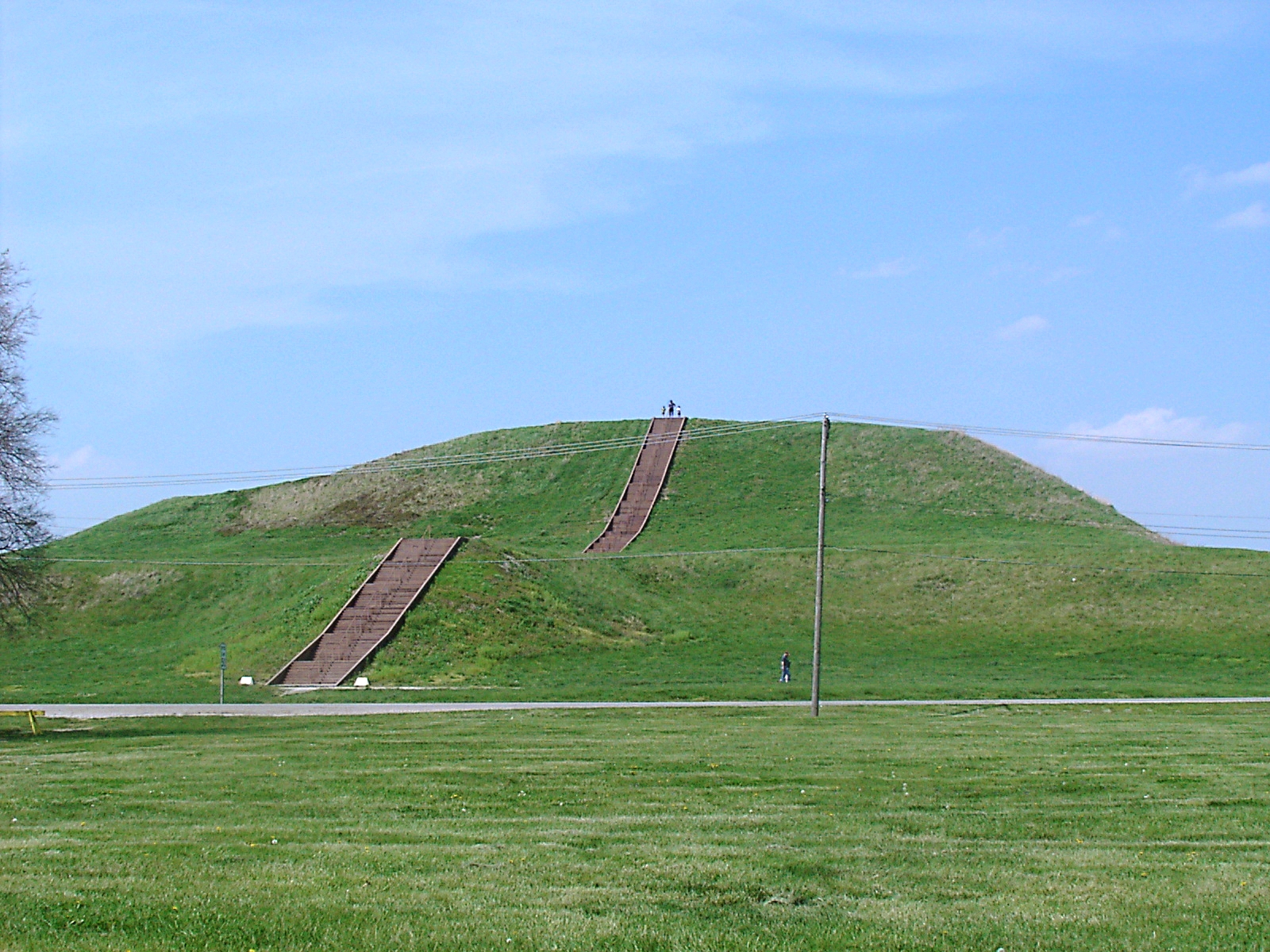 A City of 20,000 People Thrived Here 1,000 Years Ago. Almost Nobody in Illinois Knows It Existed.