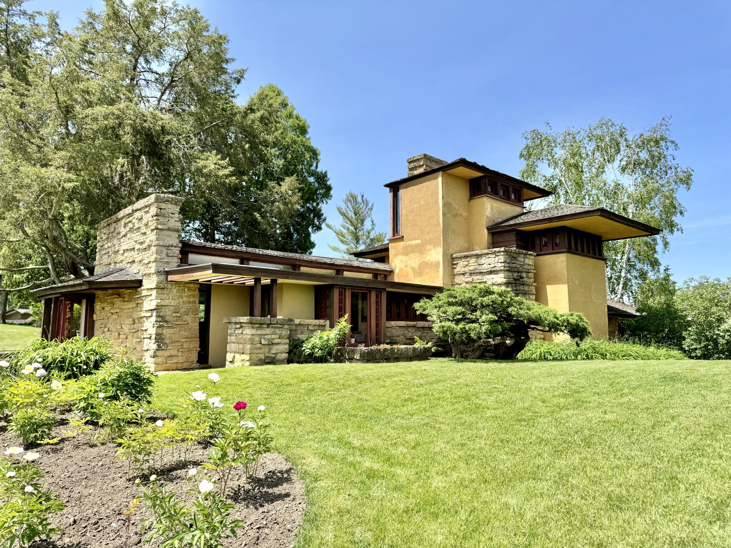 Frank Lloyd Wright Spent 50 Years Building and Rebuilding His Wisconsin Home, and You Can Tour It