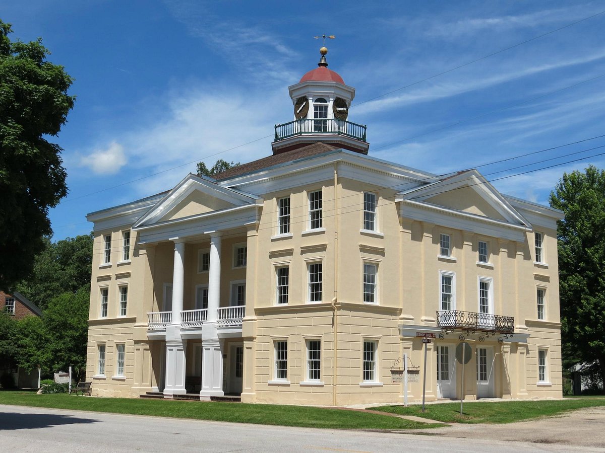 A Swedish Utopian Colony Settled This Illinois Town in the 1840s, and Their Buildings Are Still Standing